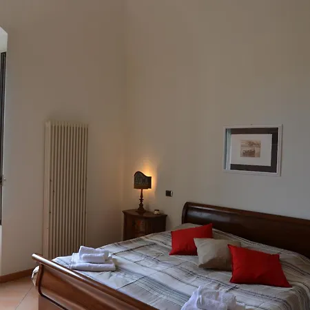 Casa Del Notaio 1 *